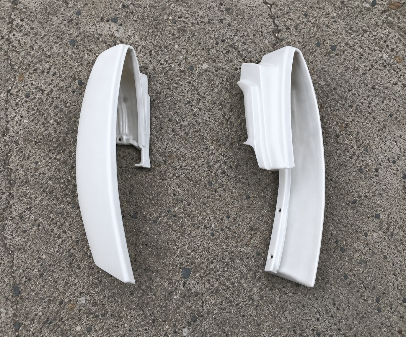 rear quarter-panel extensions / rear bumper-end filler pieces for 1969 Cadillac DeVille. - Image 3