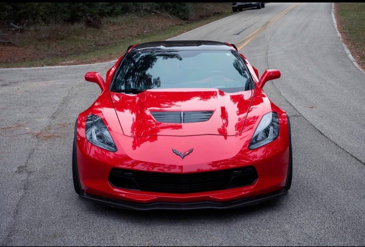 Chevrolet C7 clásico y en excelente estado - Image 2