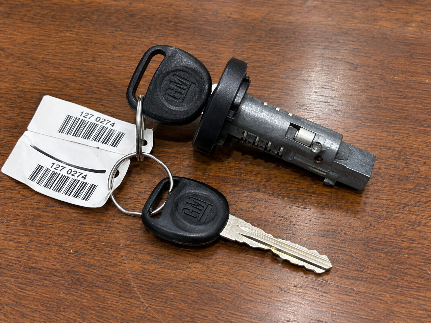 Ignition lock cylinder with a key for a 2008 pontiac g8